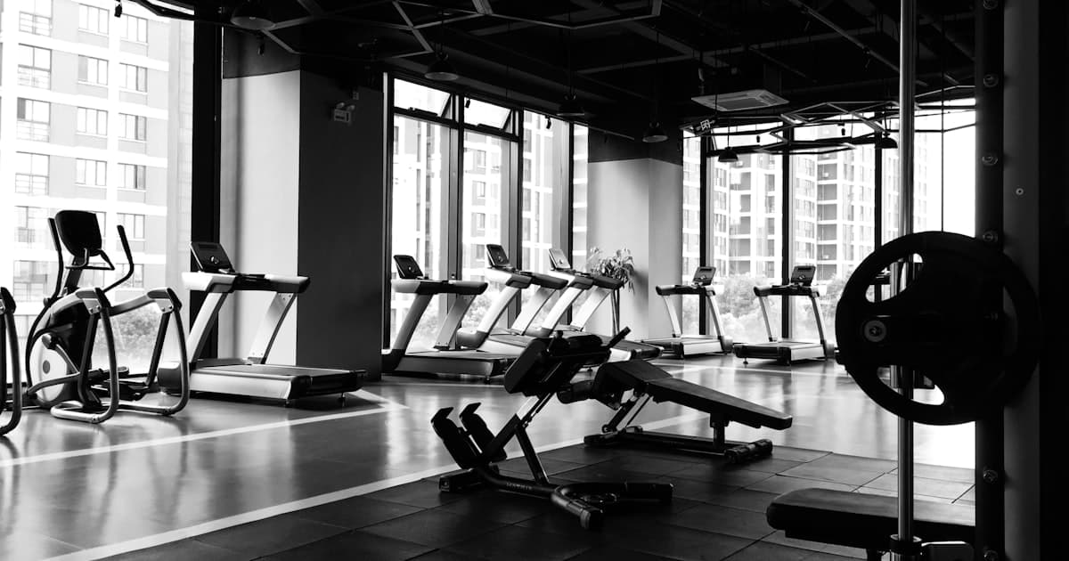 Why Am I Not Losing Weight in a Calorie Deficit? Solutions That Work